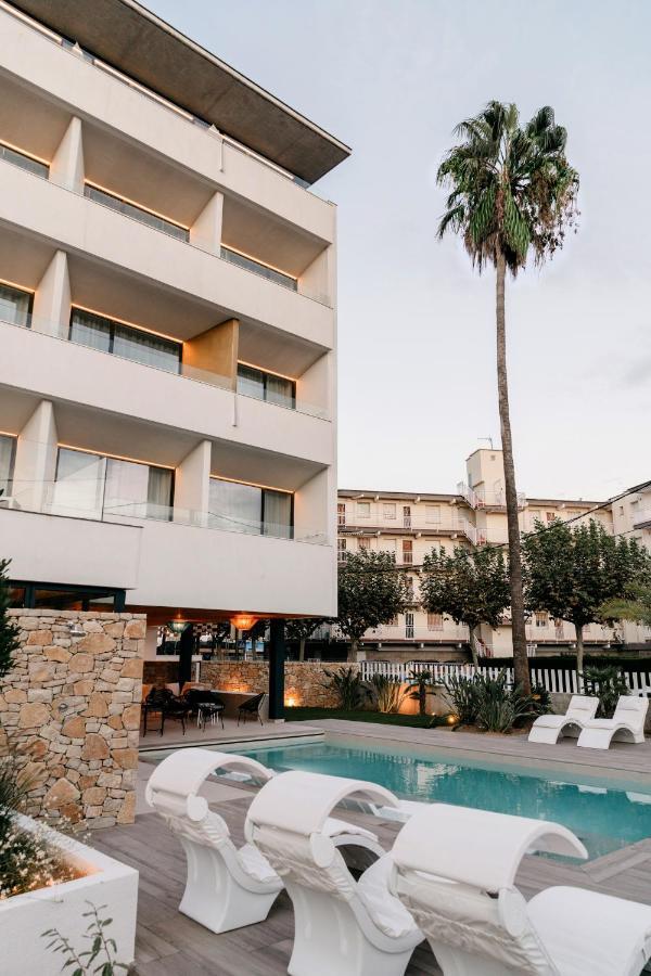 Instants Boutique Hotel (Adults Only) Cambrils Exteriör bild