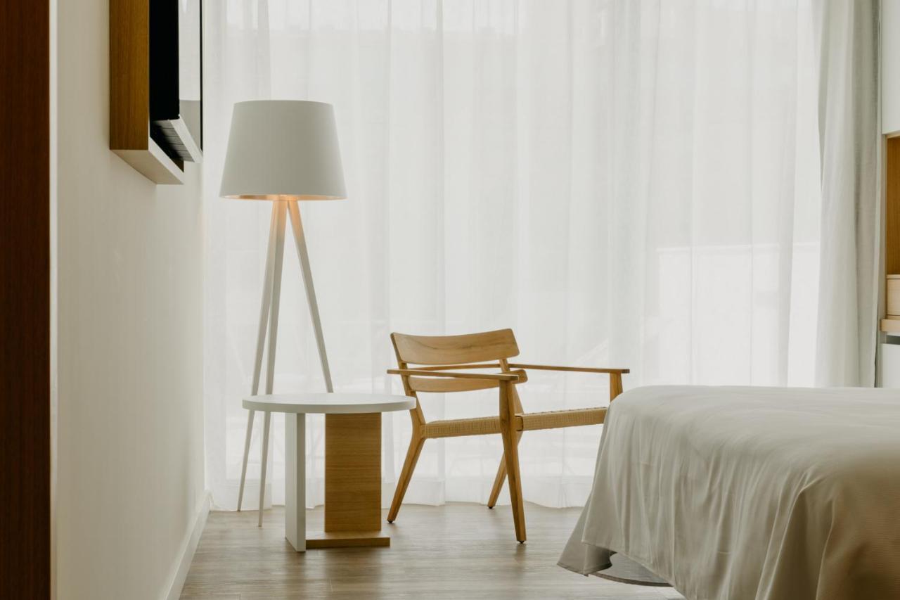 Instants Boutique Hotel (Adults Only) Cambrils Exteriör bild