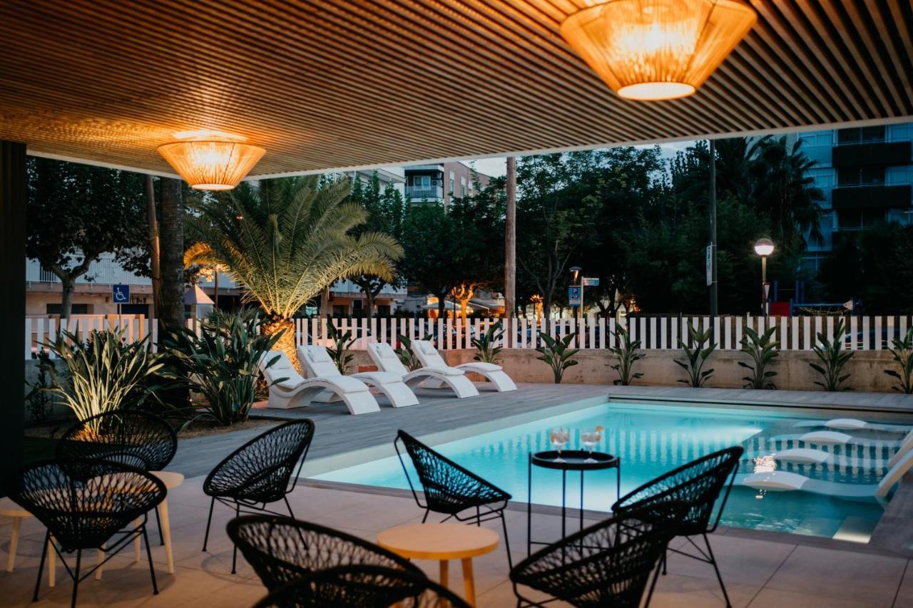 Instants Boutique Hotel (Adults Only) Cambrils Exteriör bild